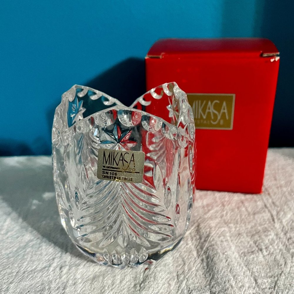 Vintage Mikasa Crystal Old Fashioned Christmas Tree Votive, Votive Candleholder - Picture 1 of 7